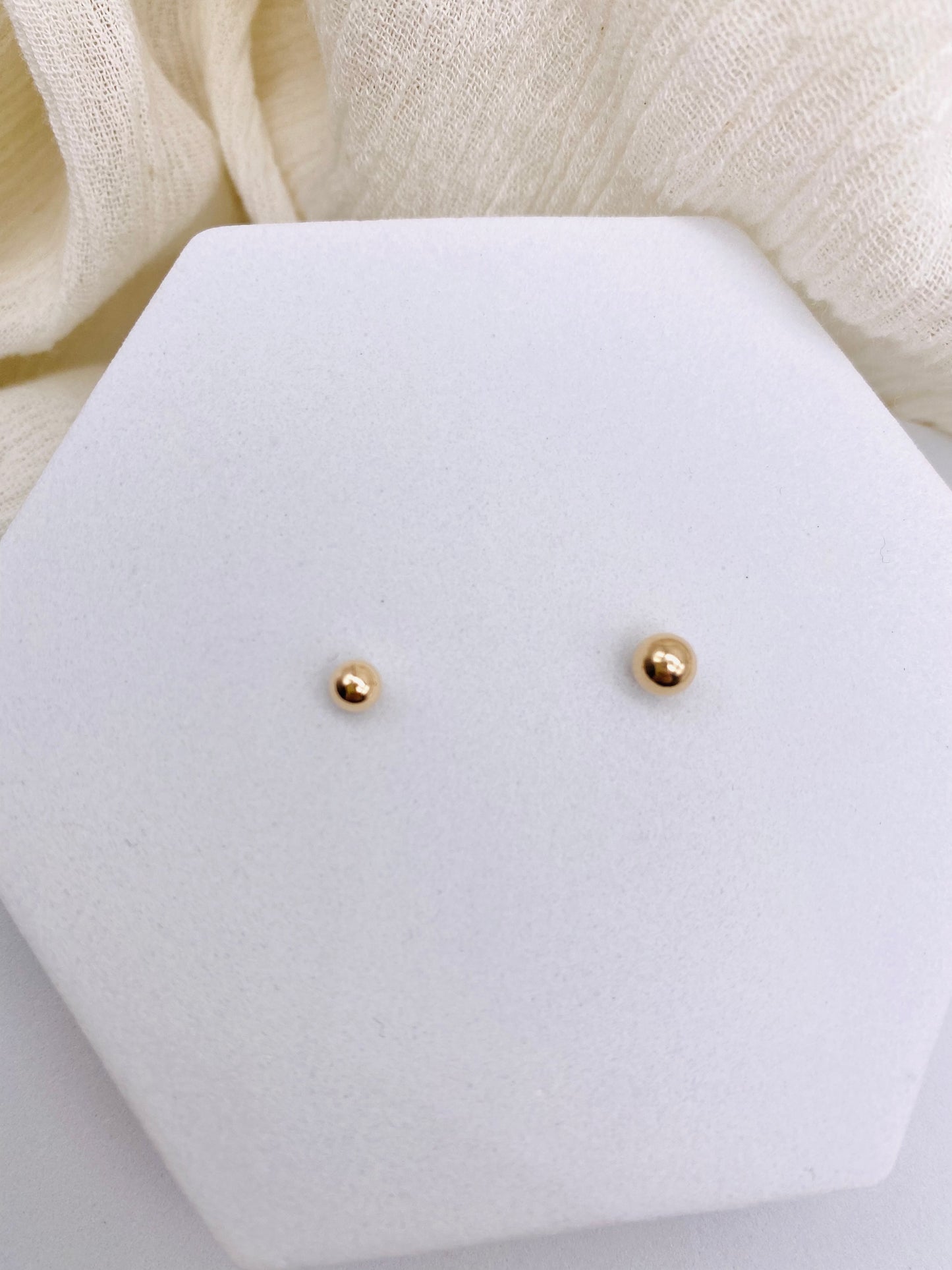 Dot Studs - 2 sizes
