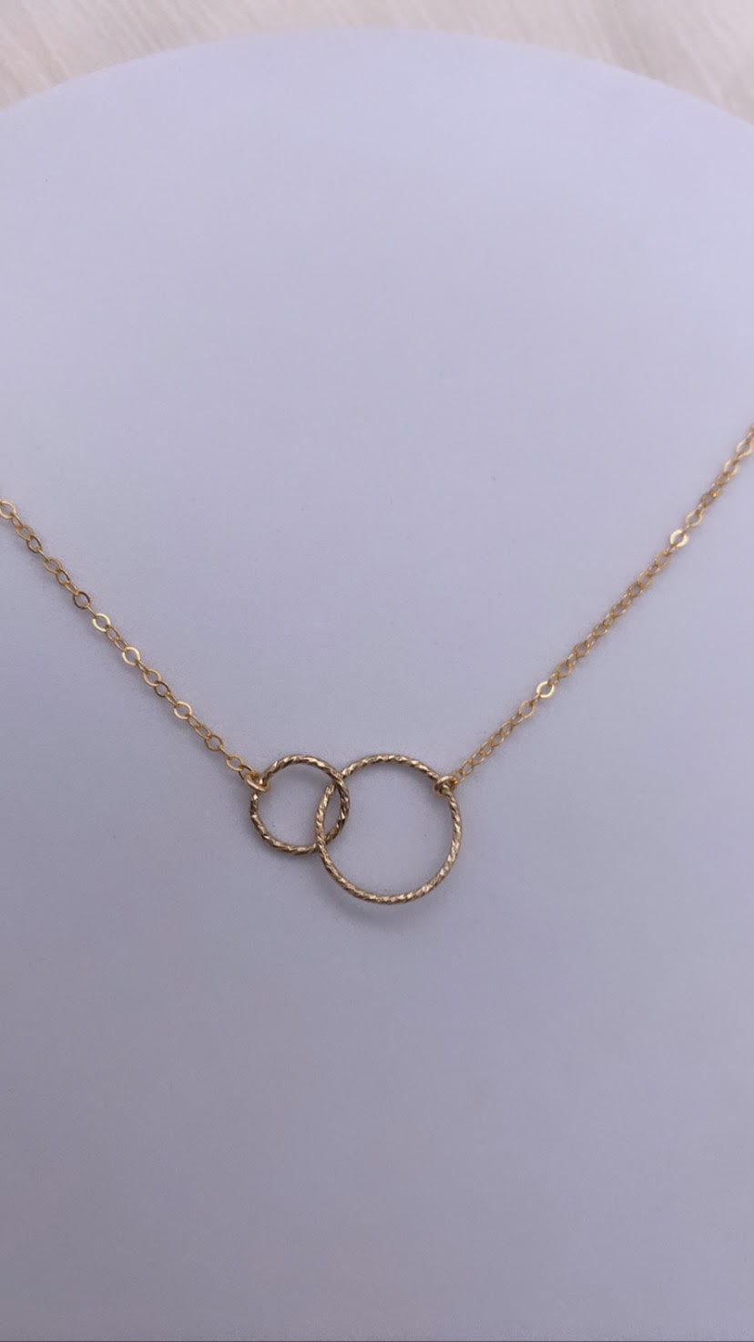 2 Interlocked Circle Necklace - Eternity