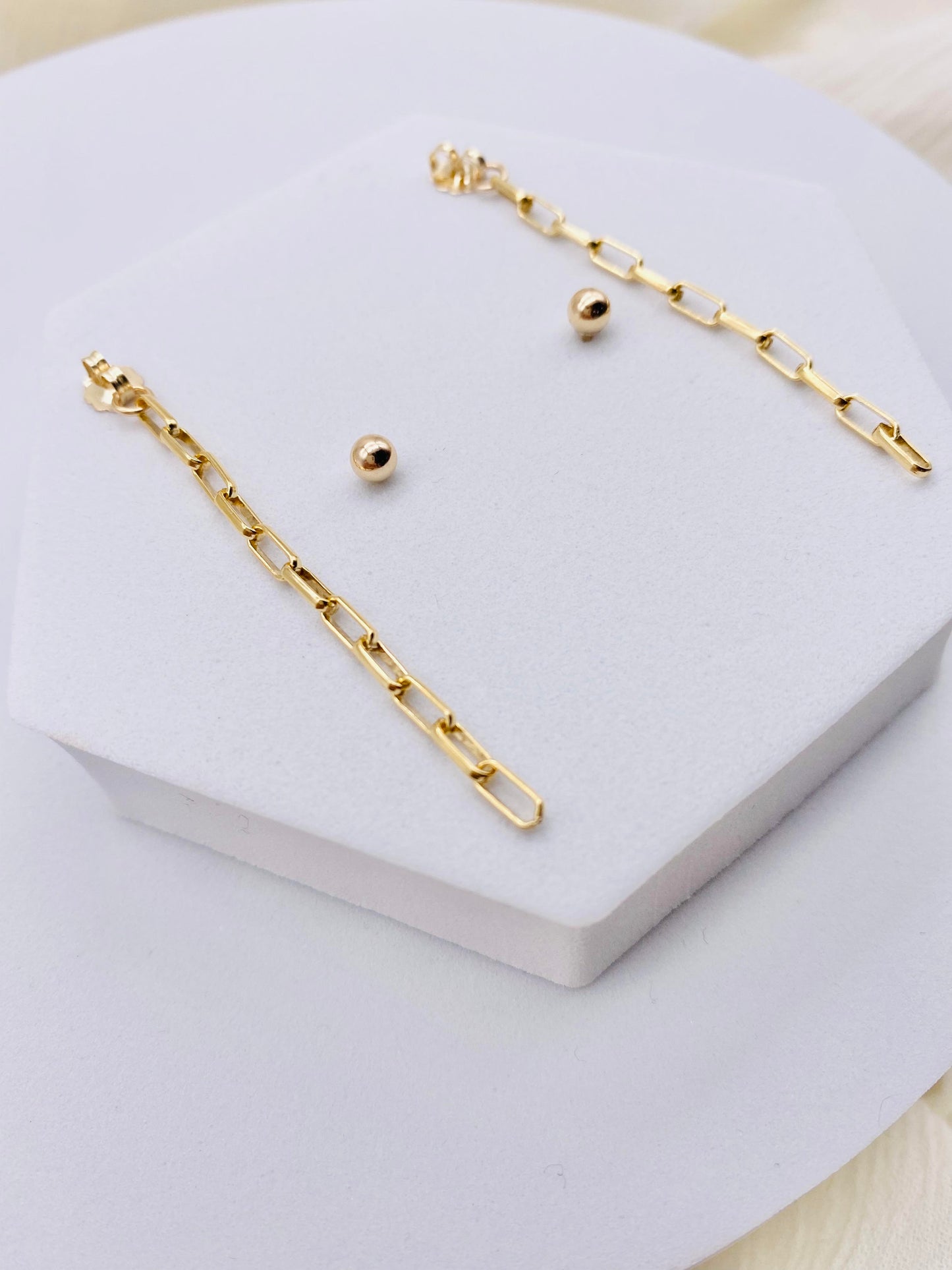 4mm stud with Oval Paperclip Chain