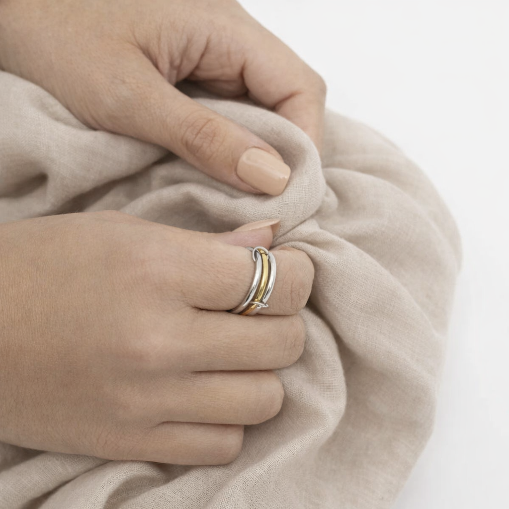 3 Ring Intertwined - 2 Tone - 18K