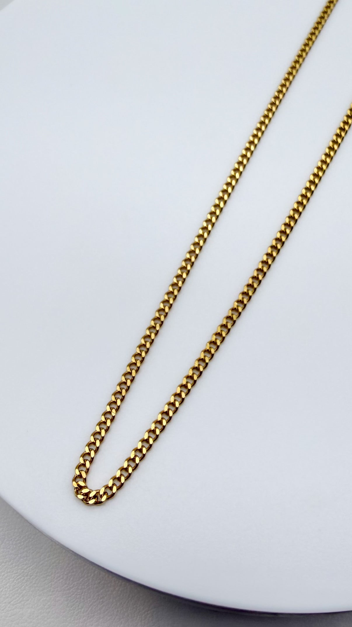 Mini Curb Chain NECKLACE - 18K