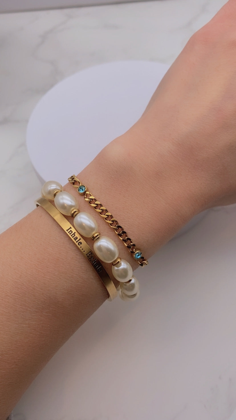 Glass Pearl Stretchy Bracelet