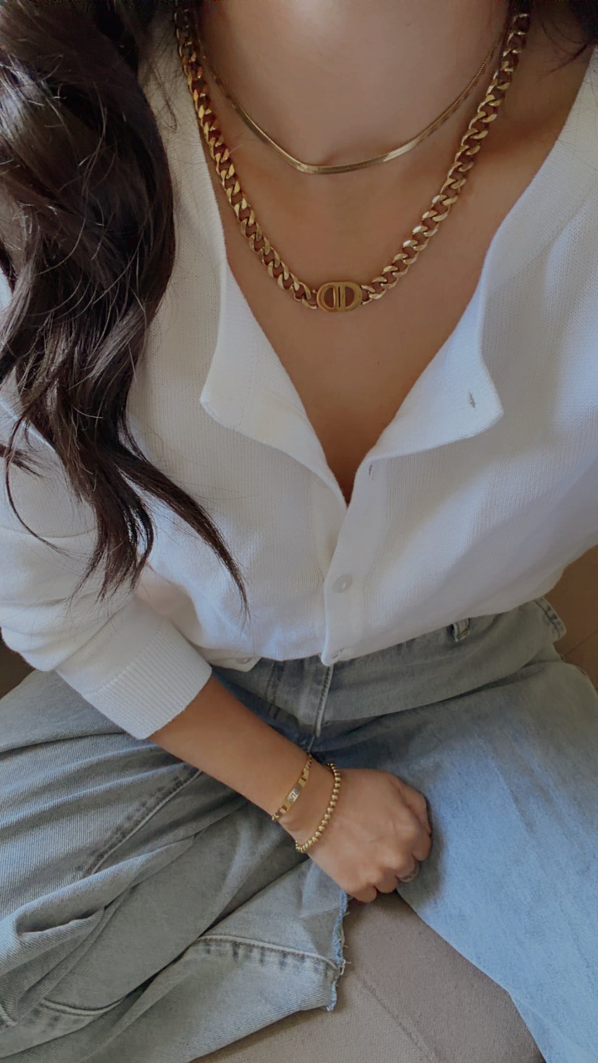 Thick Curb Chain Oval Pendant - 18K