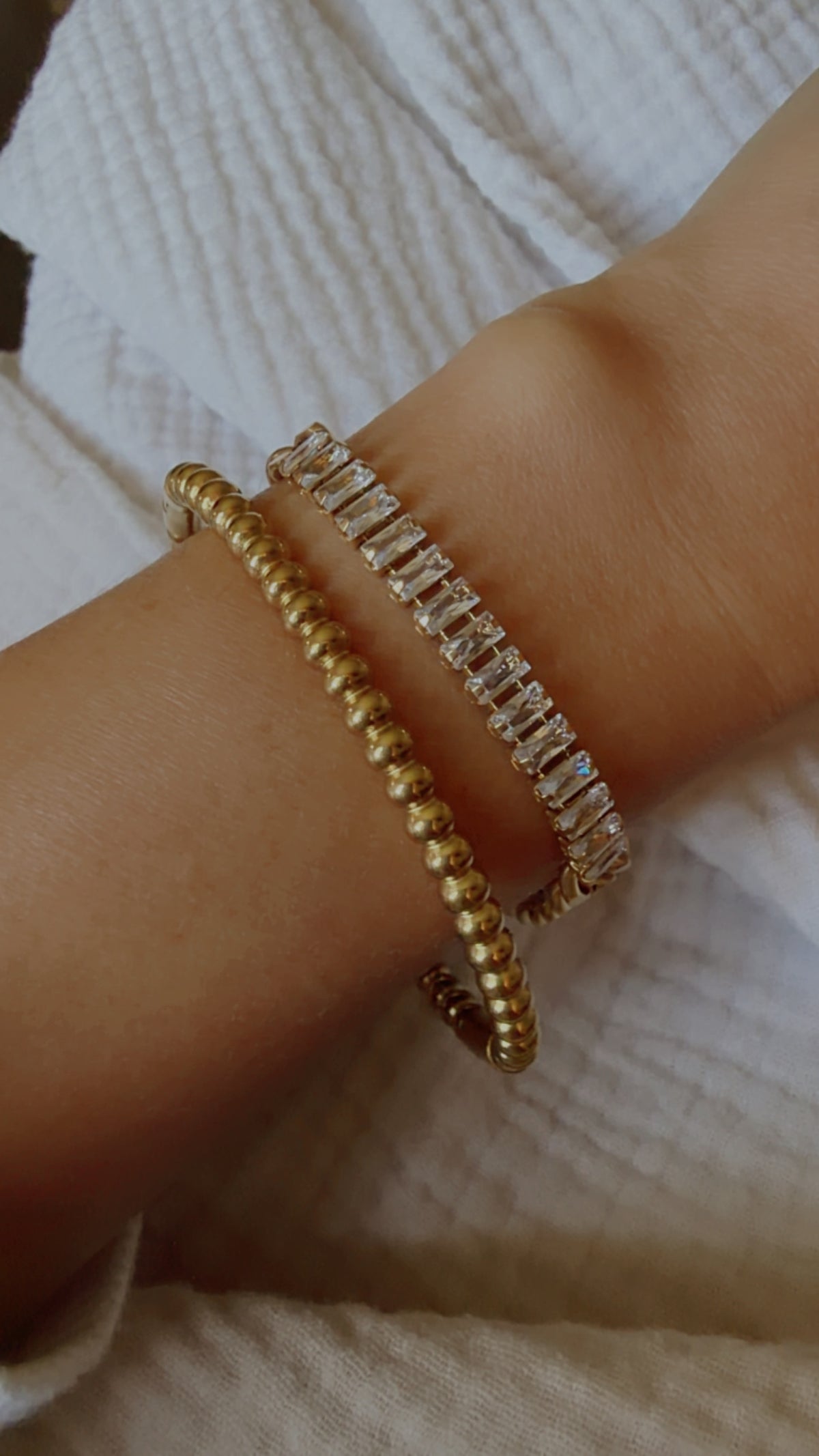 Dot Bangle