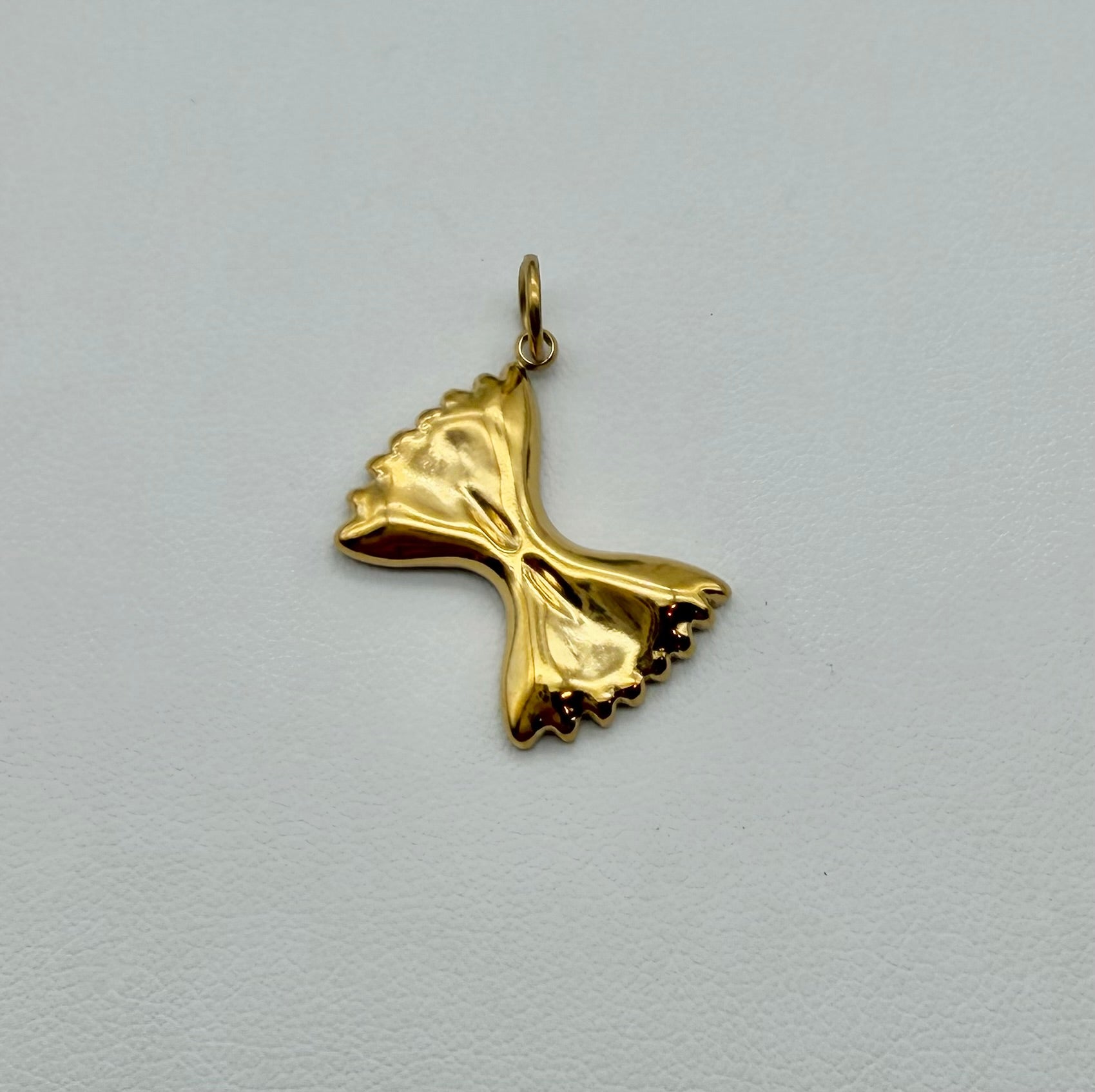 Bowtie Pasta Charm - 18K