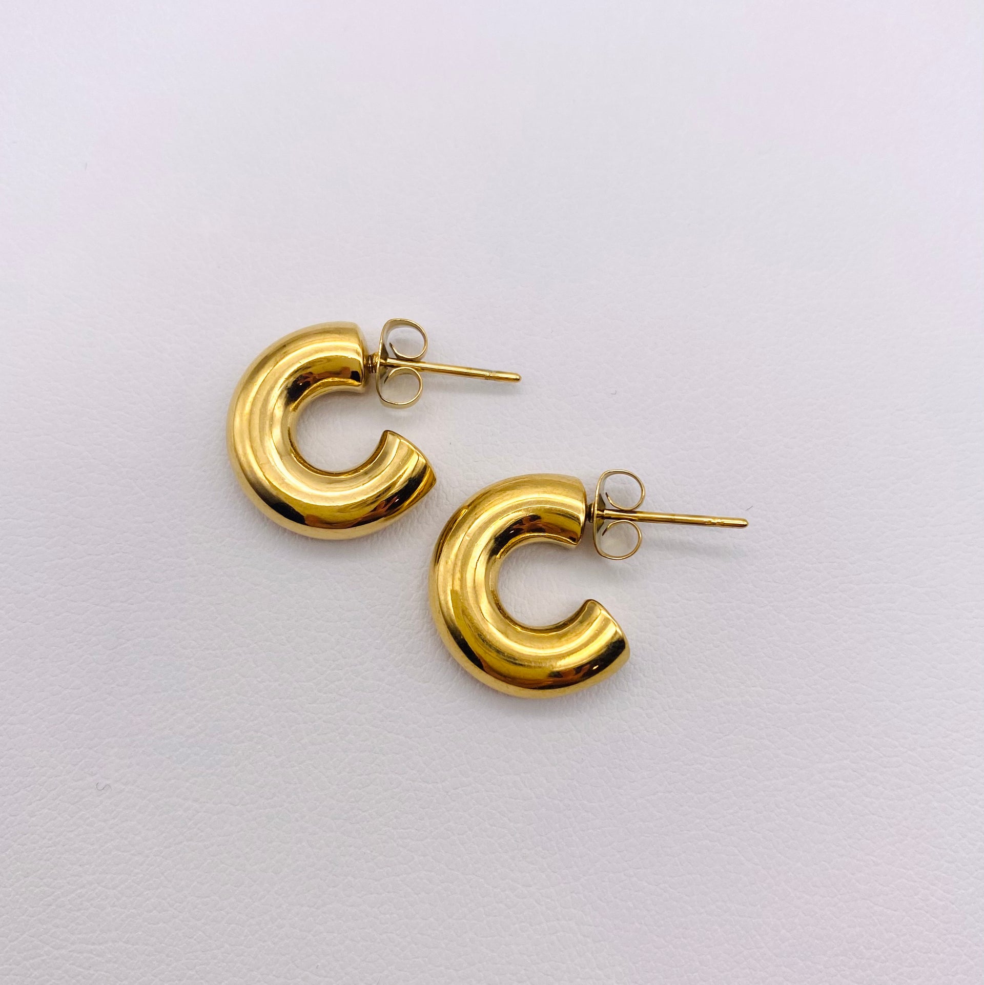 15MM Chunky Hoops w/ post