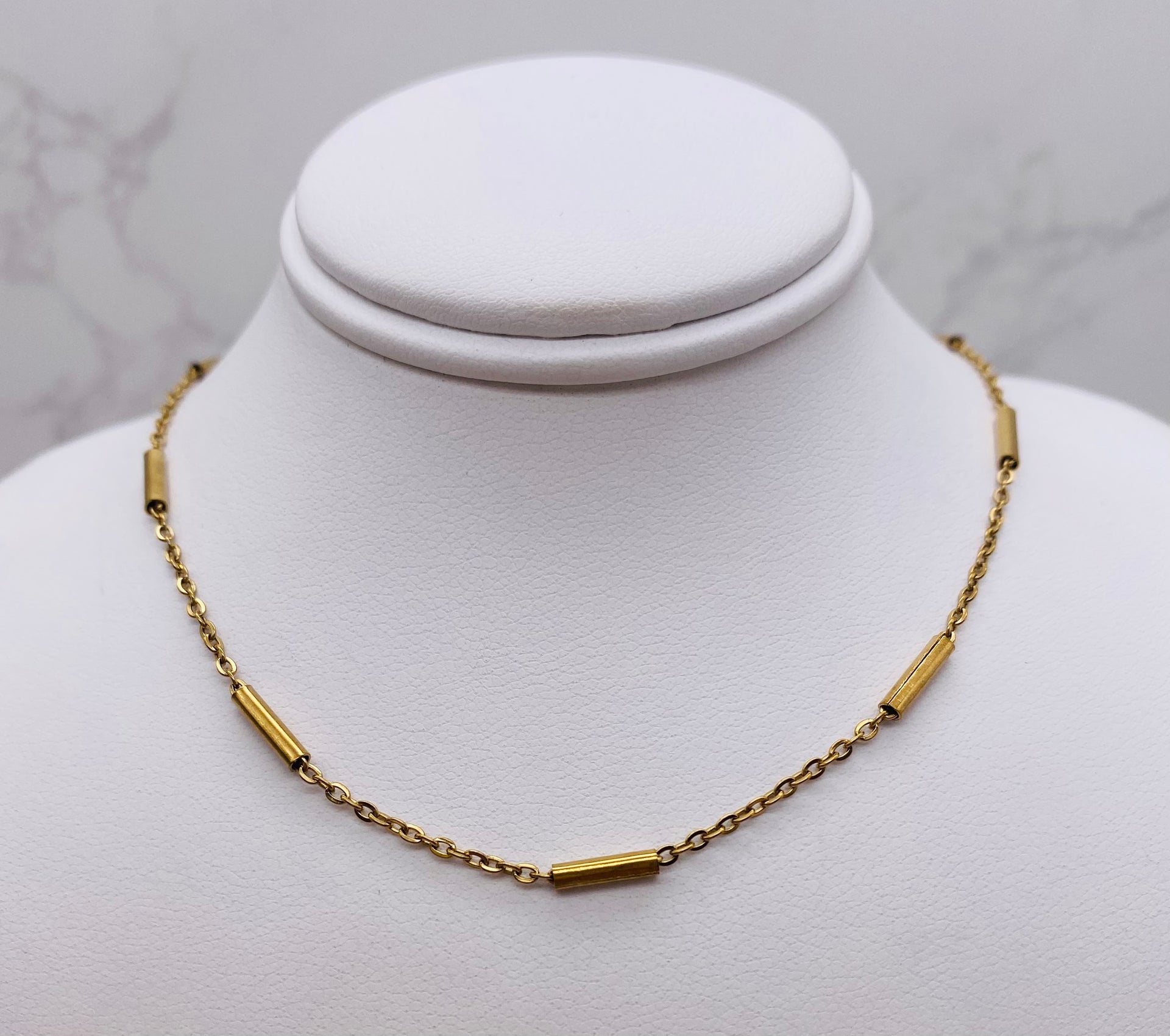 Satellite Bar Necklace