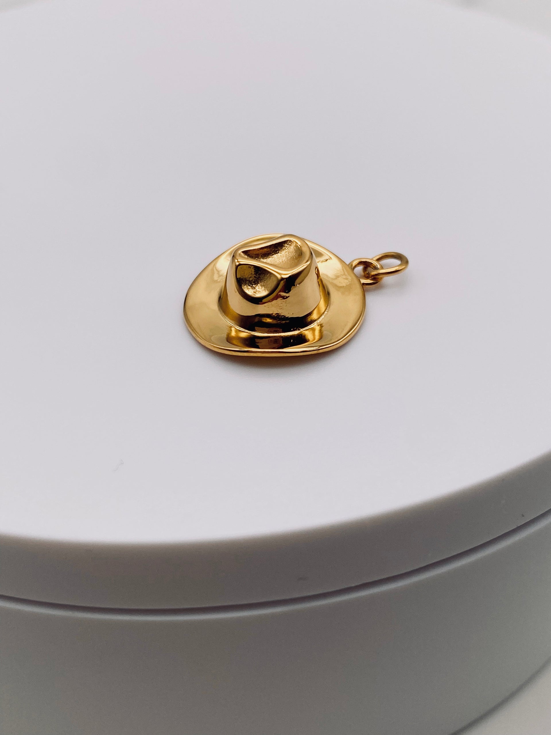Cowboy/girl hat Charm