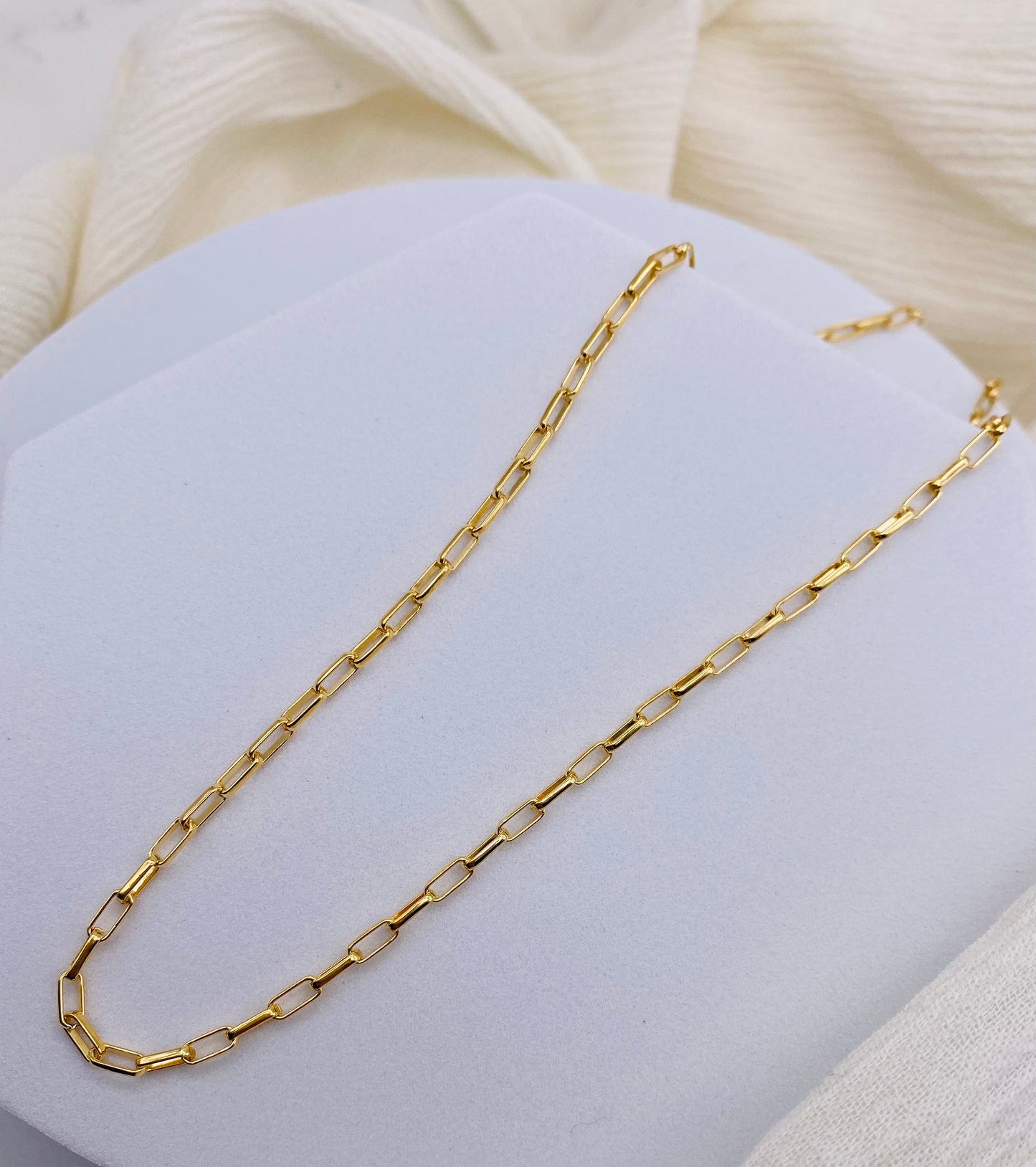 Oval Paperclip Necklace