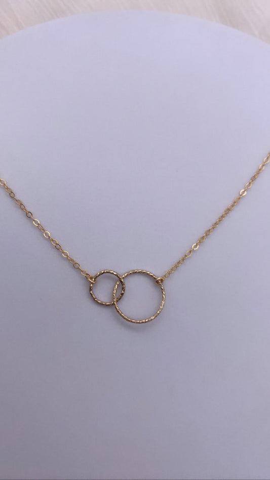 2 Interlocked Circle Necklace - Eternity